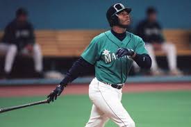 Gold glove award (american league outfielder) 1990. How Ken Griffey Jr Transitioned From Baseball To Photography