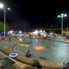 Kandungan sulfur dan mineral yang tinggi dalam mempunyai 3 kolam air panas. Chalet Air Panas Pengkalan Hulu Di Perak Lokasi Mandi Manda Yang Sangat Indah Untuk Pelancong Tempat Menarik