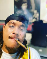 Bee Woods (@thabeewoods) • Instagram photos and videos