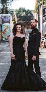 32 Adorable Black Halloween Wedding Dress Ideas Vis Wed Halloween Wedding Dresses Classy Halloween Wedding Black Wedding