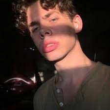 Stream Majik Status music