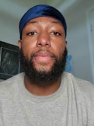 Charcoal Art: Exploring Emotions Through Hyperrealism