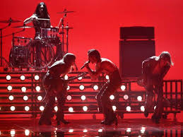 Måneskin will represent italy at the eurovision song contest 2021 with the song zitti e buoni. 1m X4 T6si2s M