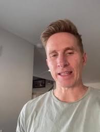 Poiised Bio Birthday fashion Age