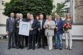 Checking account, business account, payment and payment transactions, savings account. Georges Anawati Stiftung Essener Interreligioses Netzwerk Ire Erhalt Pax Bank Preis 2018