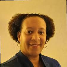 Executive Strategies for Client Relations in Customer Support