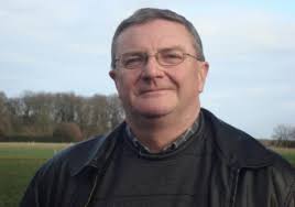 Dr David Davies MA, DPhil (Oxon), FRHistS