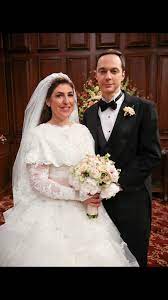 Big bang theory amy hochzeitskleid. Pin En Big Bang Theory Poster