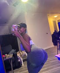 big butt brigadier on X: feeling very tehe t.coKAmv2yIzKF  X