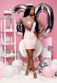 Let's be honest, a 20th birthday can be hard to think of things to do. 20th Birthday Shoot Birthdaygirl Dubclub Prettyinpink 16th Birthday Outfit Photoshoot Outfits Birthday Dresses