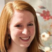 Leslie Lester's Instagram, Twitter & Facebook