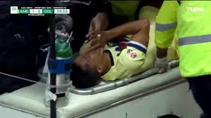 Club america forward giovani dos santos was hospitalized after suffering a gruesome leg injury during saturday's match against c.d. See The Serious Injury To Giovani Dos Santos Youtube