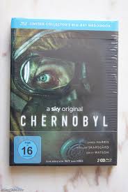 La serie chernobyl sigue la verdadera historia de uno de los mayores desastres provocados por el hombre en la historia reciente, así como los sacrificios realizados para salvar al continente de un desastre sin precedentes. Review Chernobyl Limited Collector S Mediabook Bluray Dealz De