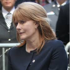 Camilla Hellman, MBE Bio