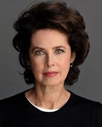 Over 60 Womens Dark Hair Color 60 Year Old Woman Ageless Beauty Old Women