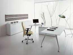Mereka lebih banyak didominasi dengan sentuhan desain interior minimalis modern yang mengutamakan kesederhanaan dan beberapa elemen yang fungsional. 20 Contoh Desain Ruang Kerja Minimalis Terbaru Design Rumah
