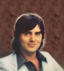 Sally Harmon: похожие исполнители, слушать онлайн на Zvuk.com