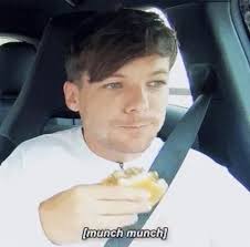 Pin By Bianca On More L One Direction Louis One Direction Louis Tomlinson Louis Tomlinsom