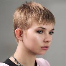 If you are searching short hairstyles for round faces, keep in mind that your hair needs choppy or razored layers and tousled styling. 40 Pixie Cuts For Round Face That You Ll Love Babydoll Couture Glam