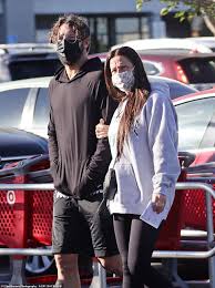 Pastor kent christmas | april 21, 2021. Former Hillsong Pastor Carl Lentz 42 Is Seen For The First Time Since Spending Christmas In Rehab Daily Mail Online