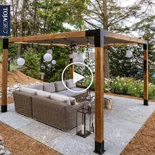 Pergola Kit Avec Shade Sail Pour 6x6 Messages Du Bois En 2020 Deco Terrasse Exterieure Decoration Jardin Exterieur Patio Exterieur