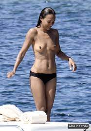 Zoe Saldana Sexy Shows Her Nude Tits In Sardinia Aznude 26950 | Hot Sex  Picture
