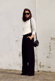 Karen Millen Pants And Knit Le Specs Sunglasses Givenchy Bag And Heels I Love This Outfit Tuch Minimalistische Mode Outfit