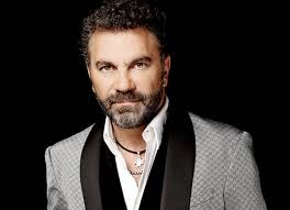 El privilegio de ser Mijares, le rentaron Bellas Artes en sólo 24 horas