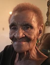 Nell Bonner's Instagram, Twitter & Facebook