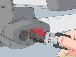 It's important to note that this is a separate locking feature from one that locks the entire rack to. How To Use And Remove A Thule Lock 14 Steps With Pictures