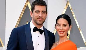 Who is aaron rodgers dating? Who Is Aaron Rodgers Dating Now A Closer Look At Aaron S Love Life Thenetline