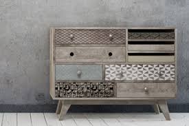 Wir zeigen dir schritt für schritt, wie du ein gewöhnliches möbelstück im shabby chic selber machen kannst. Shabby Chic Mobel Mit Einfacher Anleitung Selber Machen