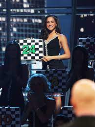 The player has just two options: Deal Or No Deal Returns To Television People Com