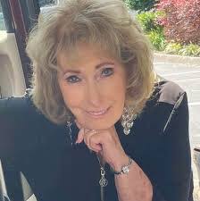 Margery Richardson's Instagram, Twitter & Facebook