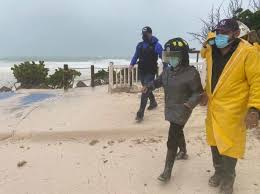 Se localiza a 435 al sureste de cancún, y a 475 kilómetros al este de tulum, en quintana roo. Fzr4ljdfwjprem