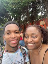 Skincare Therapist/Aesthetics MD/Skin Educator