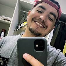 Cesar Max (@cesar.max.s) • Instagram photos and videos