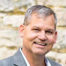 Kyle Patton's Instagram, Twitter & Facebook