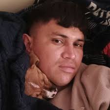 Elder flores (@elder.flores11)