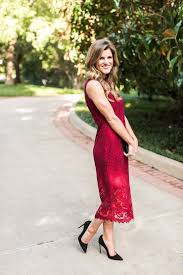 Shop for and buy fall wedding guest dresses online at macy's. What To Wear To A Fall Wedding Dress Colors Prints Textures Shoes