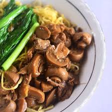 Topping ayam jamurnya bikin menu ini jadi makin lezat dan endeus! Ini Bumbu Rahasia Yang Membuat Mie Ayam Jamur Makin Enak Yuk Bikin Di Rumah Yukepo Com
