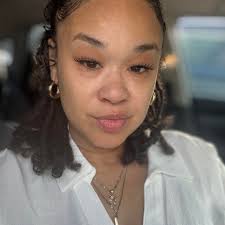 HTeaO.. What's your go to drink here? I get the Coconut Sunset which used  to be Pink Lemonade & Coconut . Now they no longer have pink lemonade so I  have to