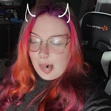 my bookings are now open! come book with me at Renewed Beauty and Spa for  all your nail needs and wants! i promise you won't be disappointed!! if you  have any questions