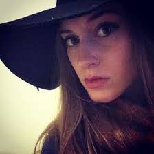 Lindsey Nolan (lindsey2447)