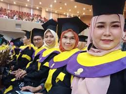 We did not find results for: 28 Lulusan Ut Bengkulu Wisuda Di Jakarta