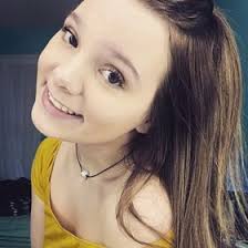 Dottie Wallace (dottienicole)