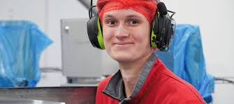 Røde tall for Aquafarm Equipment