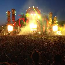 Hier ontstaat een magische plek in 'the middle of nowhere' in erp, 7th sunday festival trekt ieder zoek je kaartjes voor het 7th sunday festival kijk dan hieronder. Photos At 7th Sunday Festival 2 Tips From 207 Visitors