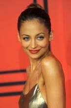 Queenmaker: The Making of an It Girl Summary, Trailer, Cast, Where to Watch  and More