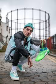 Hector bellerin has been turning heads with his fashion sensecredit: Does Anyone Have Better Style Than Hector Bellerin